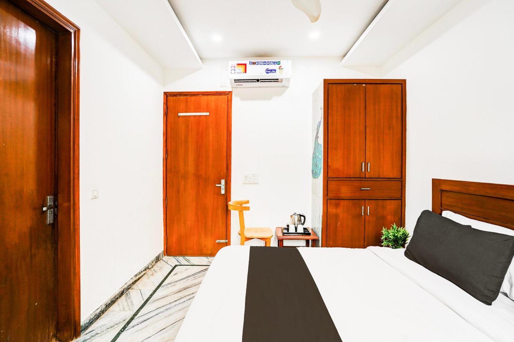 Super Collection O Sector 110 Noida Hotel Exterior foto
