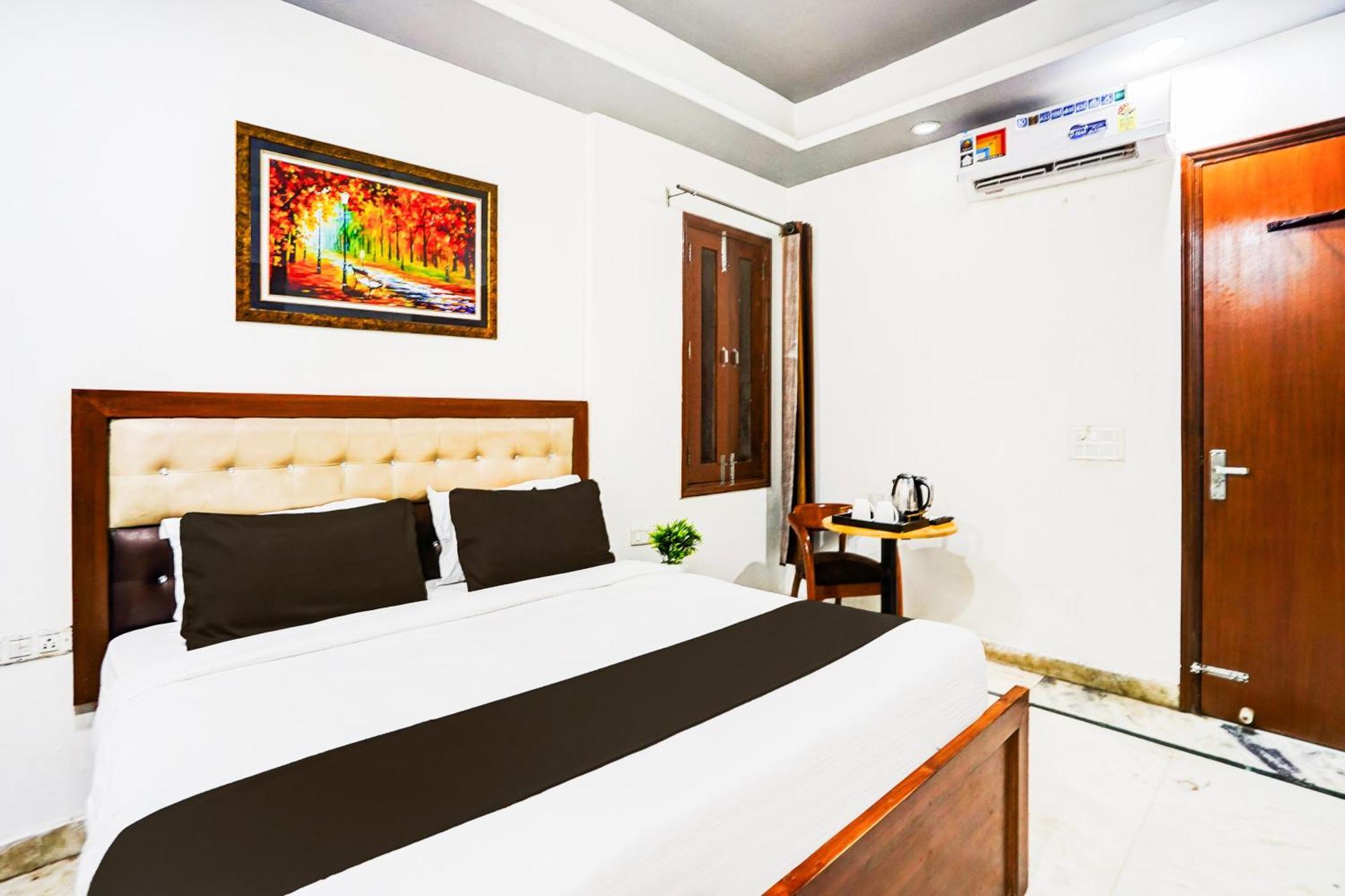 Super Collection O Sector 110 Noida Hotel Exterior foto
