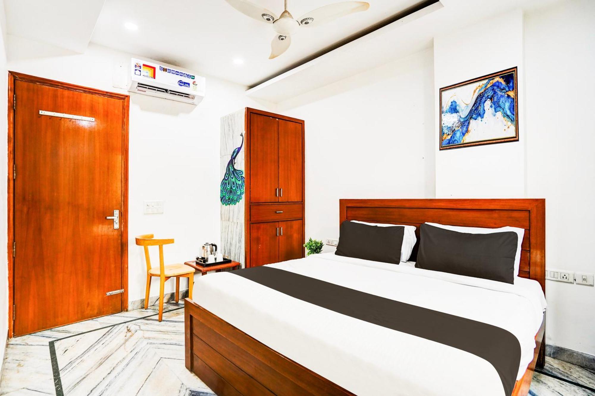Super Collection O Sector 110 Noida Hotel Exterior foto